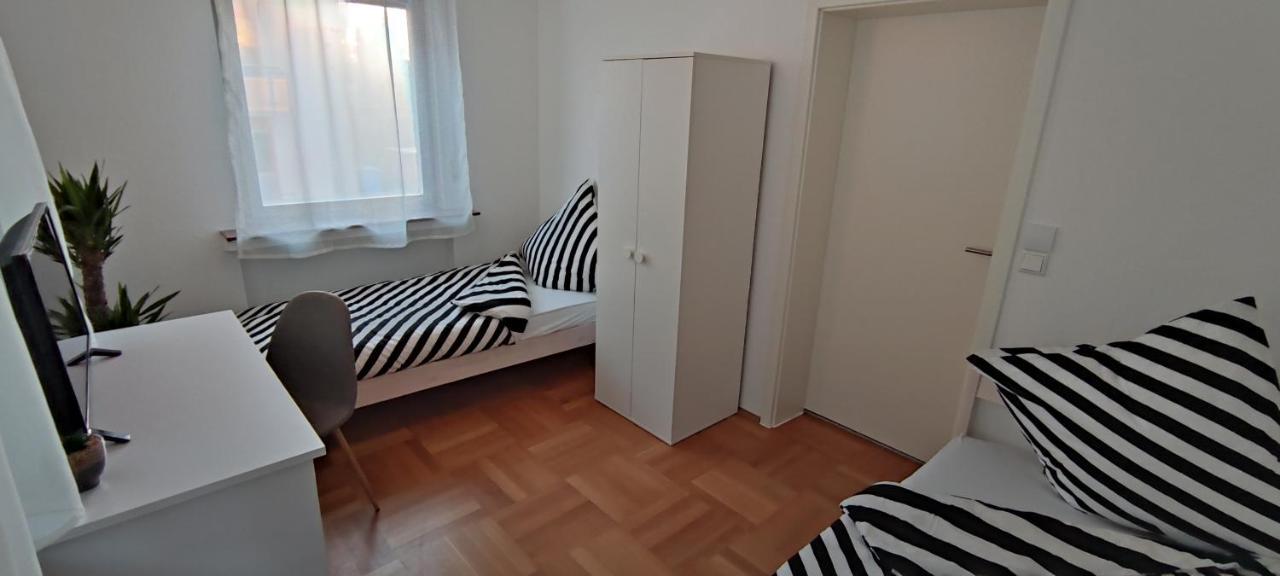 Schoene Und Optimal Gelegene Wohnung Weisskirchen Dış mekan fotoğraf