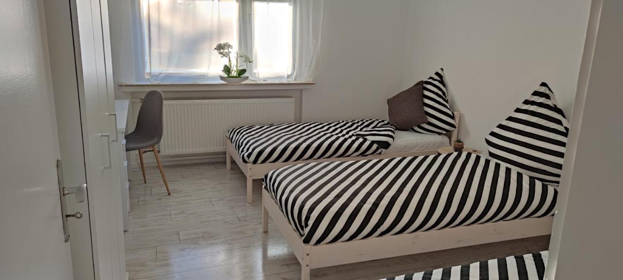 Schoene Und Optimal Gelegene Wohnung Weisskirchen Dış mekan fotoğraf