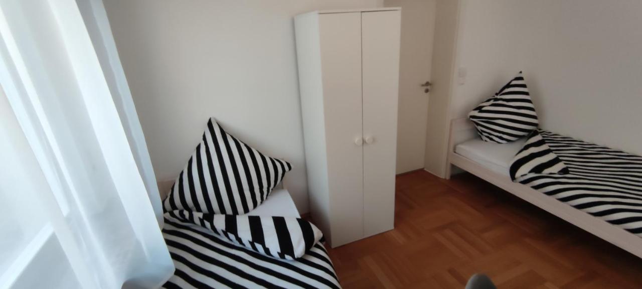 Schoene Und Optimal Gelegene Wohnung Weisskirchen Dış mekan fotoğraf